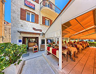 Hotel Restaurant